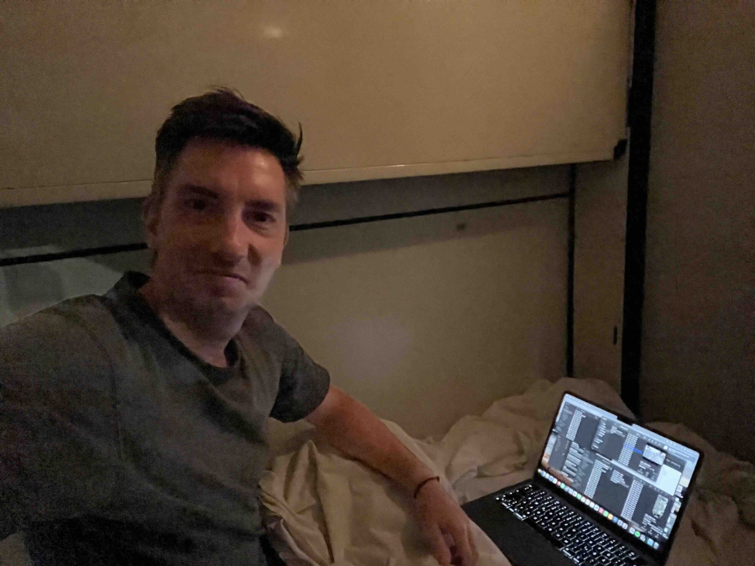 Varna to Istanbul by train | Waiting for the border crossing at night